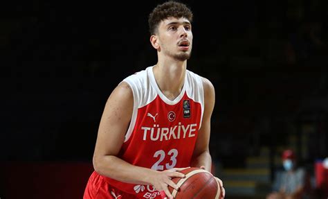 Alperen Şengün NBA tarihindeki en çok sayı atan Türk basketbolcu oldu